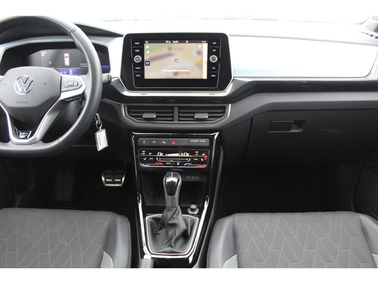 Volkswagen T-Cross - Bild 14
