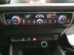 Fahrzeugabbildung Audi A1 Sportback 30 TFSI S-Line Navi LED PDC Virtual
