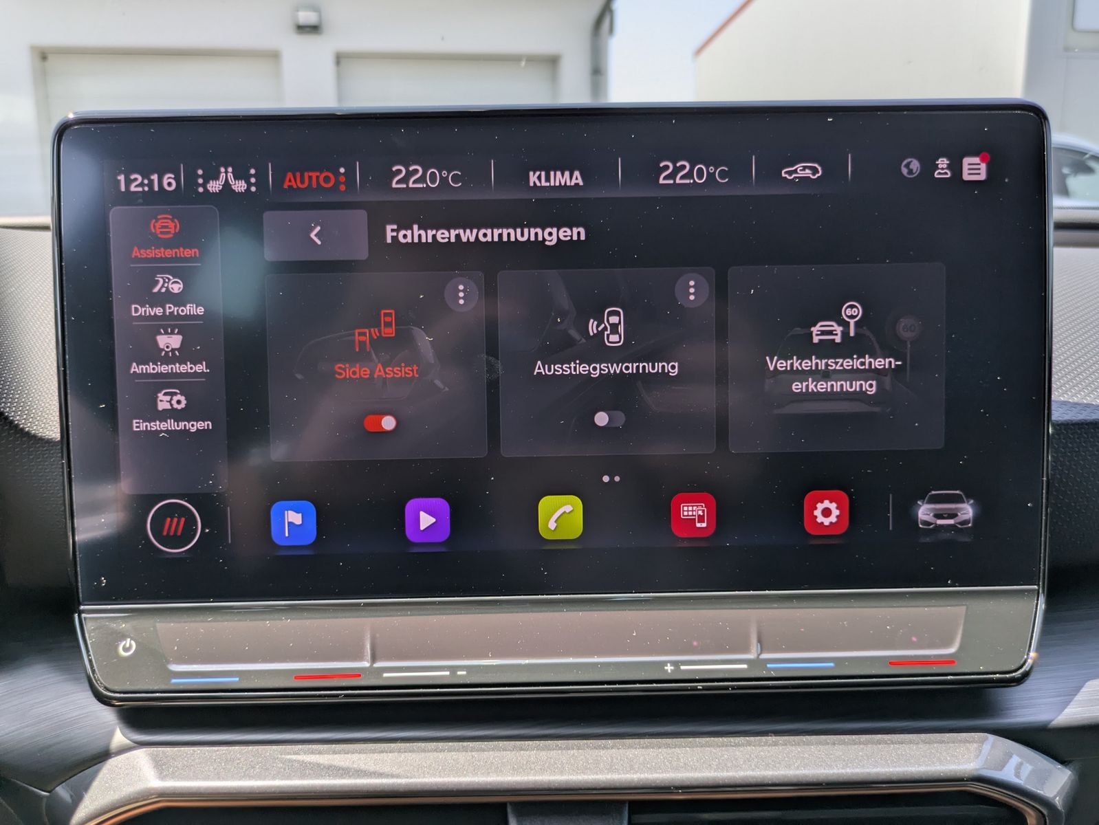 Fahrzeugabbildung CUPRA Leon 1.5 eTSI DSG MATRIX-LED*ACC*APP*KAMERA*18"