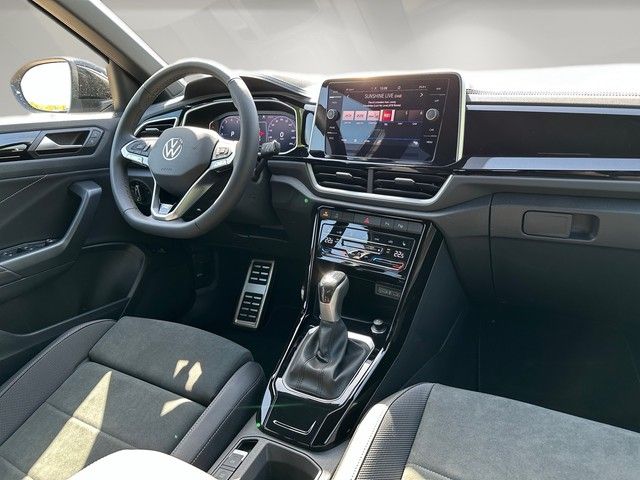 Fahrzeugabbildung Volkswagen T-Roc 1.5TSI DSG R-Line LED+SHZ+GJR+NAV+APP