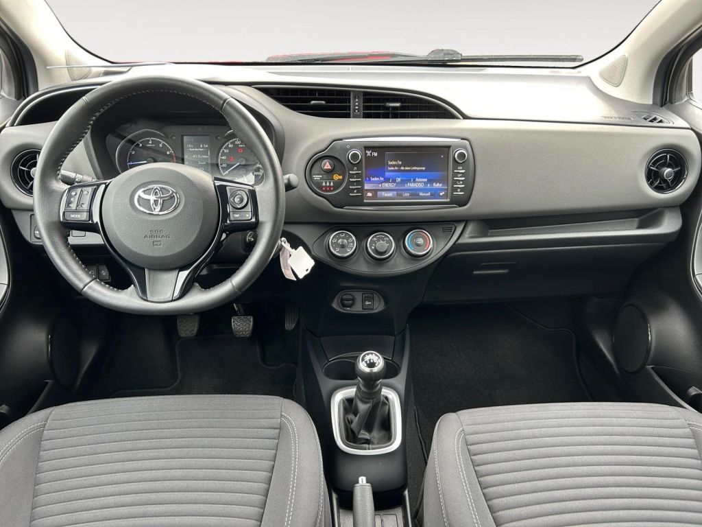 Fahrzeugabbildung Toyota Yaris 1.0 VVT-i Comfort