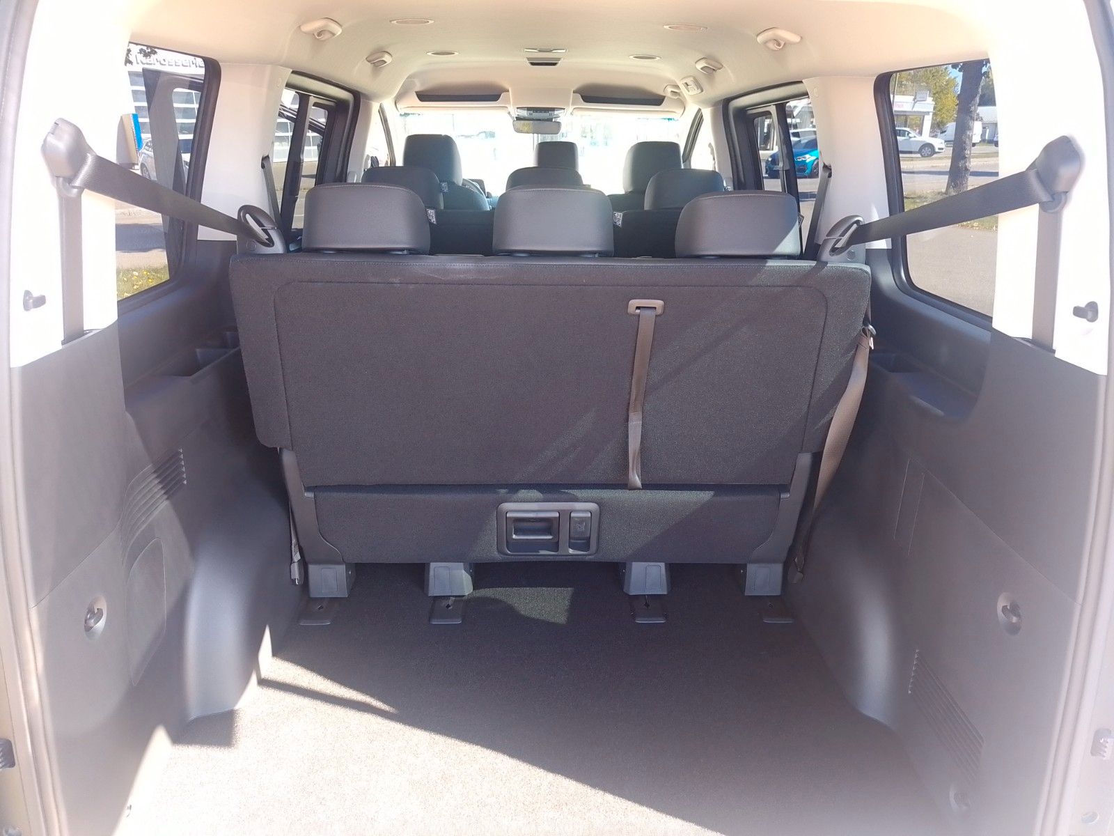Hyundai Staria – Bild 16