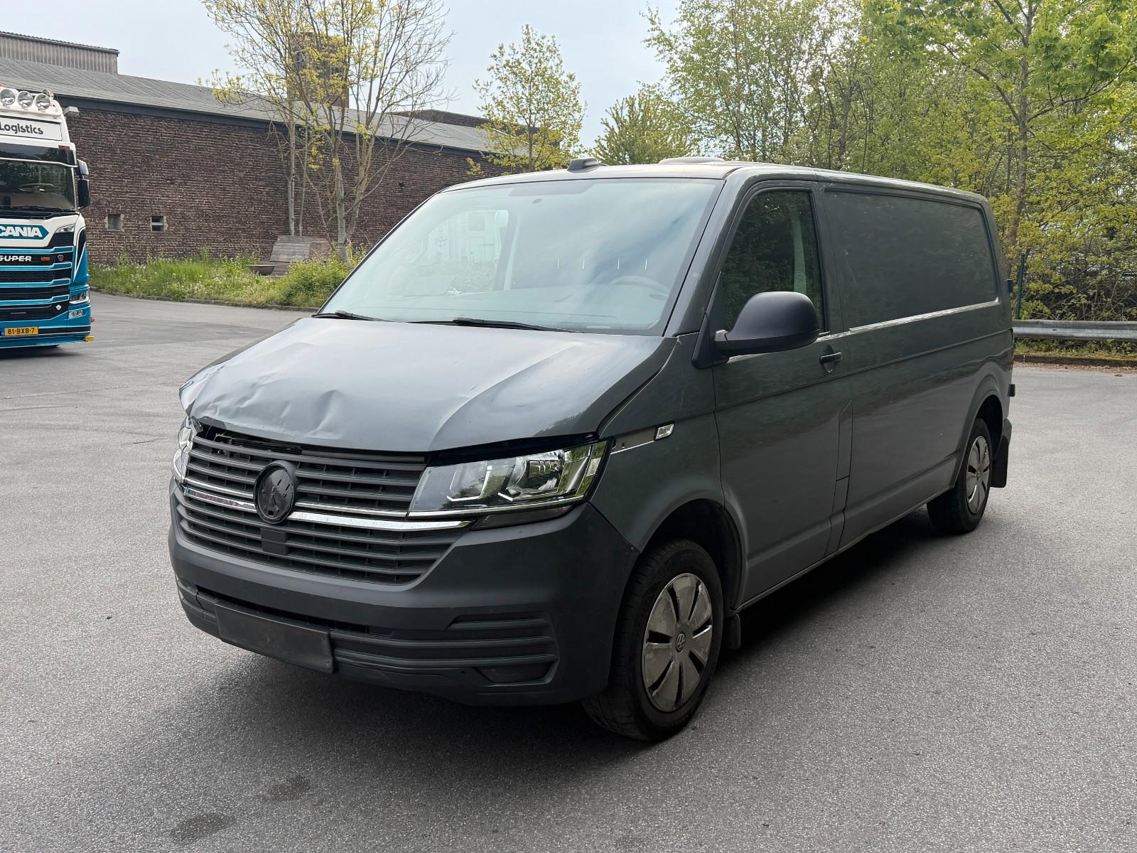 Volkswagen T6.1 Lang Kamera PDC Navi Tempomat