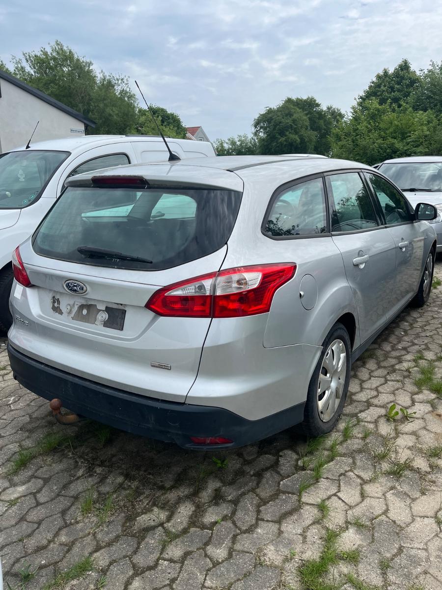 Ford Focus 2013 — engine 1.560 cm³, 116 HP (85kW)