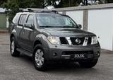 Nissan Pathfinder 2.5 dCi Comfort - Nissan Pathfinder mit Diesel-Antrieb: Automatik