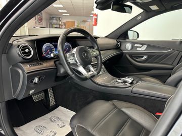 Fahrzeugabbildung Mercedes-Benz E 63S AMG T 4Matic*Keyless*360°Kamera*StHz*HUD*