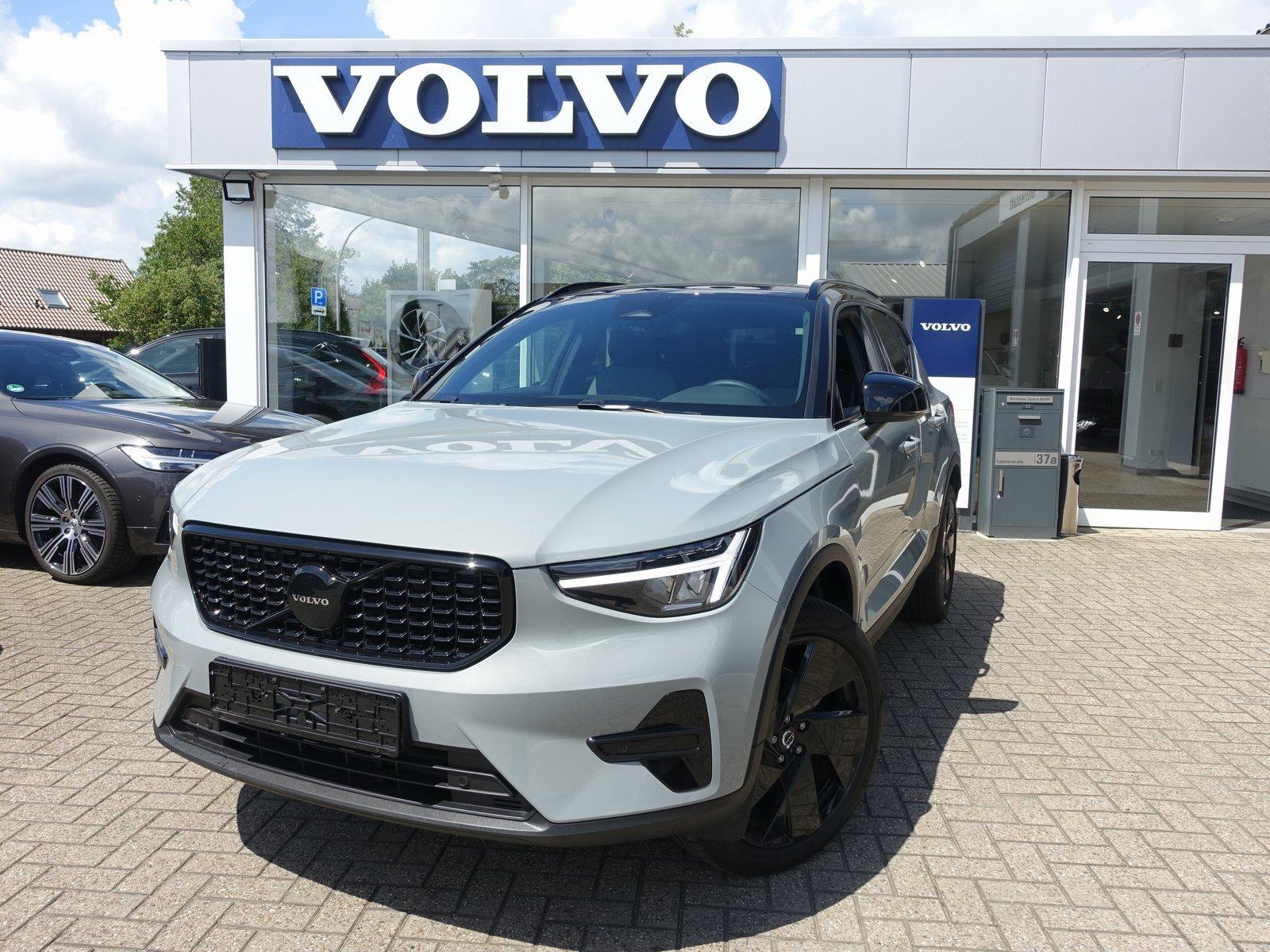 Volvo XC40 B3 Black Edition Plus/Kamera/H&K/Memory
