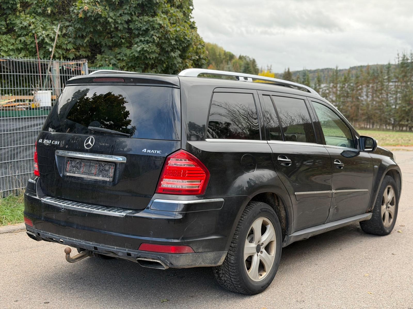Mercedes-Benz GL350 2009 — engine 2.987 cm³, 224 HP (165kW)