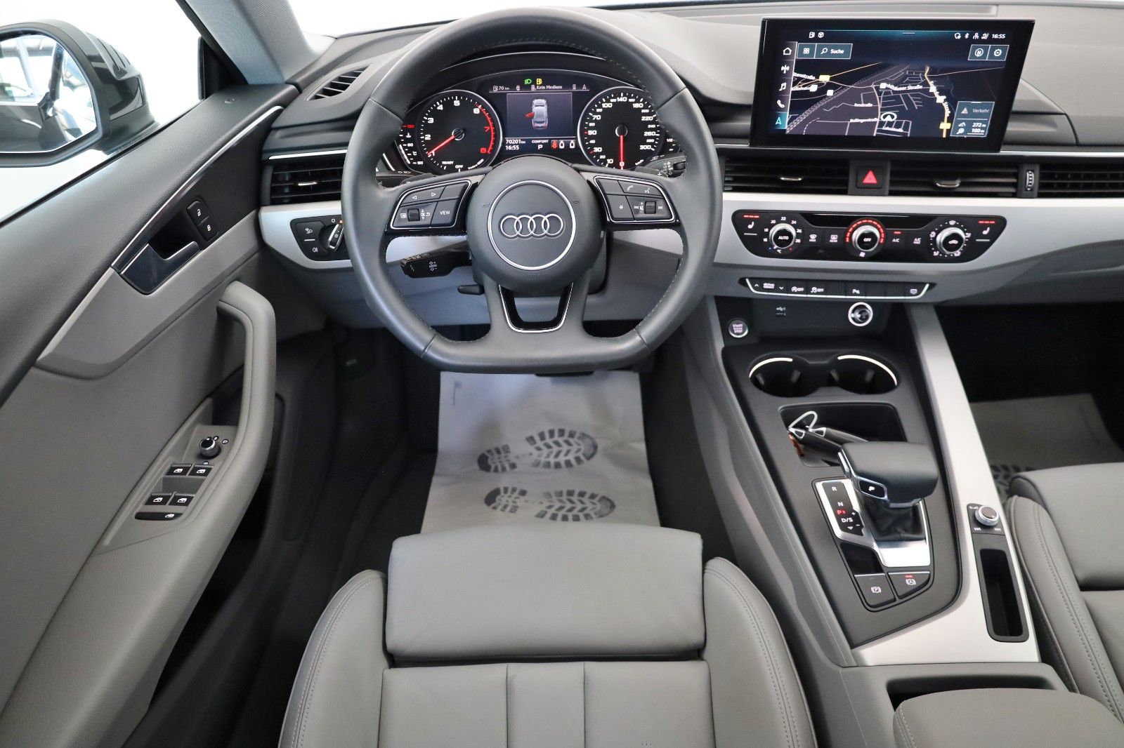 Fahrzeugabbildung Audi A5 40 TFSI SB  Leder,Navi,LED,SH,Paket Parken
