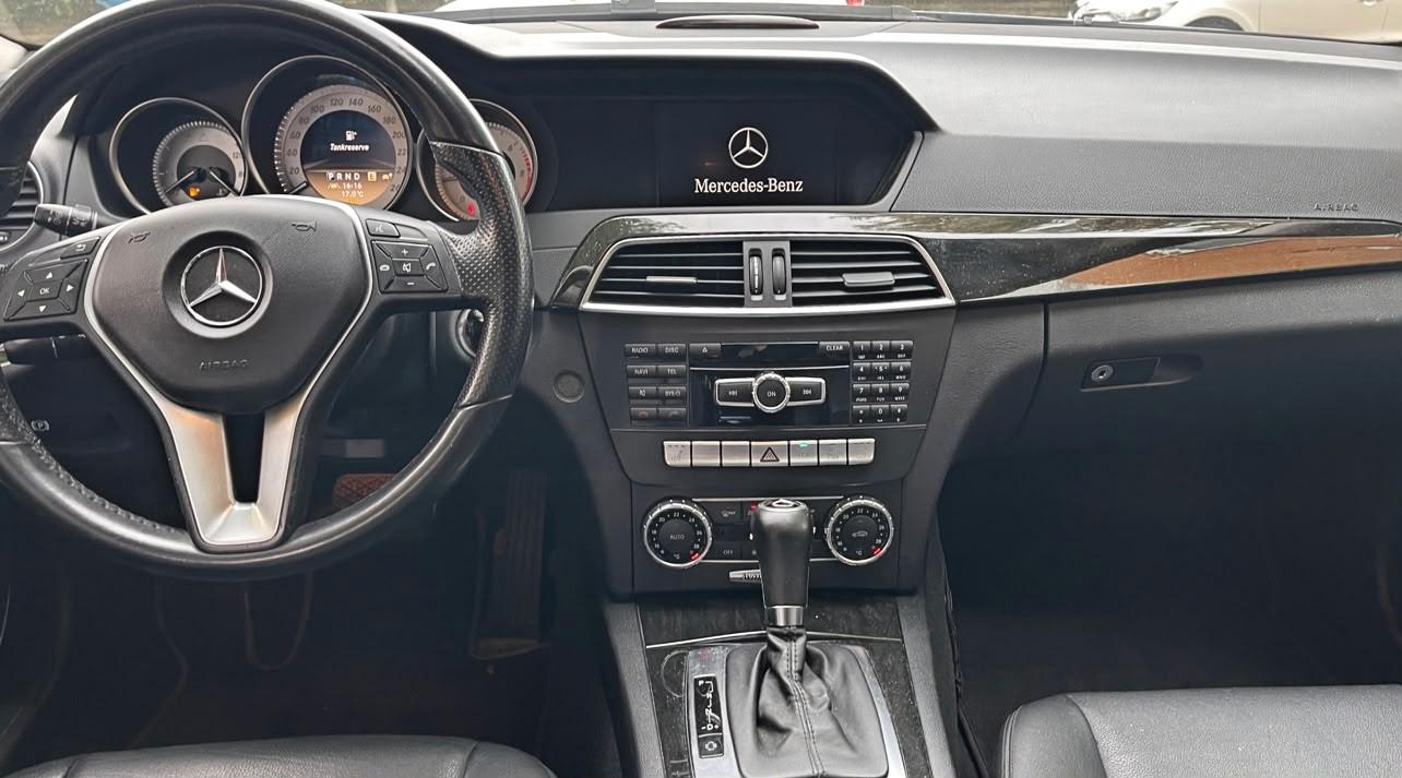 Mercedes-Benz C220 2011 — photo 5