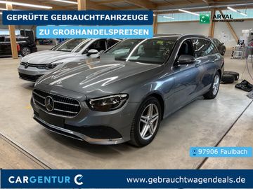 Mercedes E 220 - 1