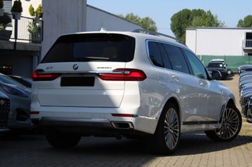 BMW X7 - 2