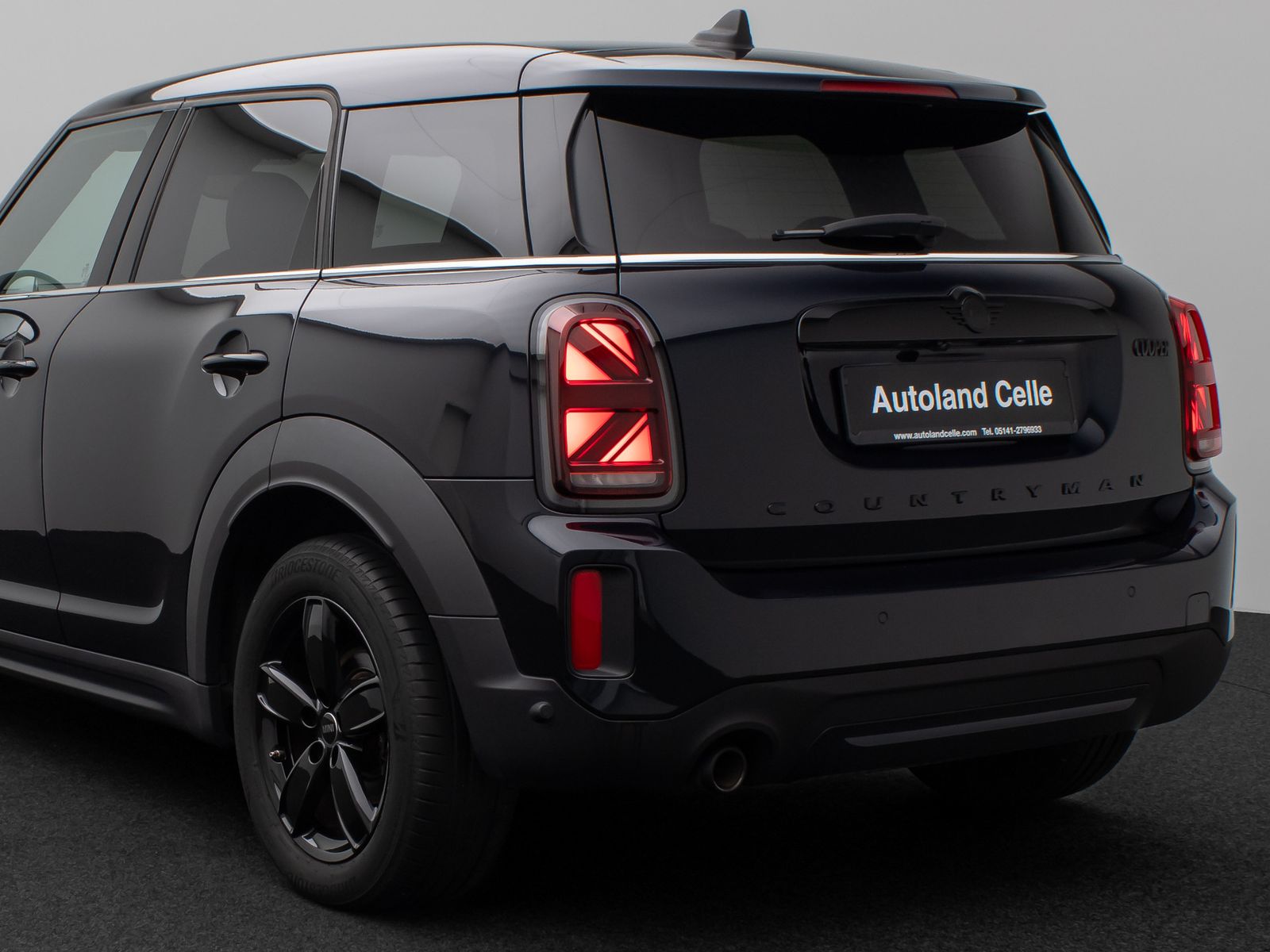 Fahrzeugabbildung MINI Cooper Countryman HUD Panorama Kamera Sportsitze
