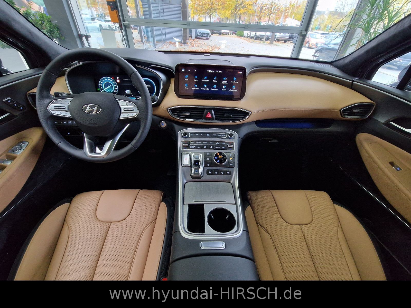 Fahrzeugabbildung Hyundai SANTA FE Plug-In Hybrid 4WD SEVEN SIGNATURE PANO