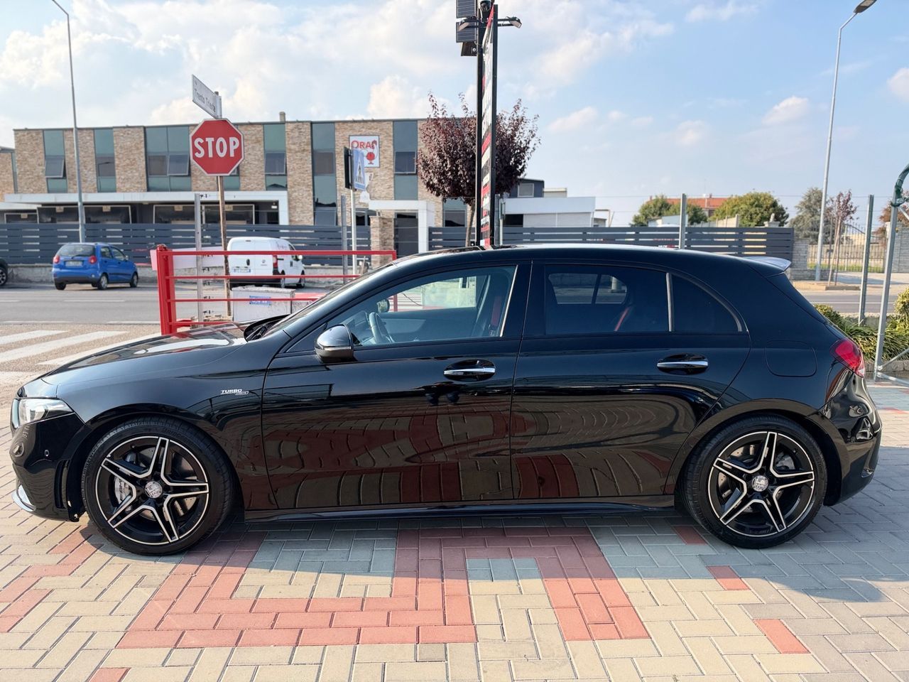 Mercedes-Benz Mercedes-benz A 35 AMG A35 4MATIC 306CV imagem 3