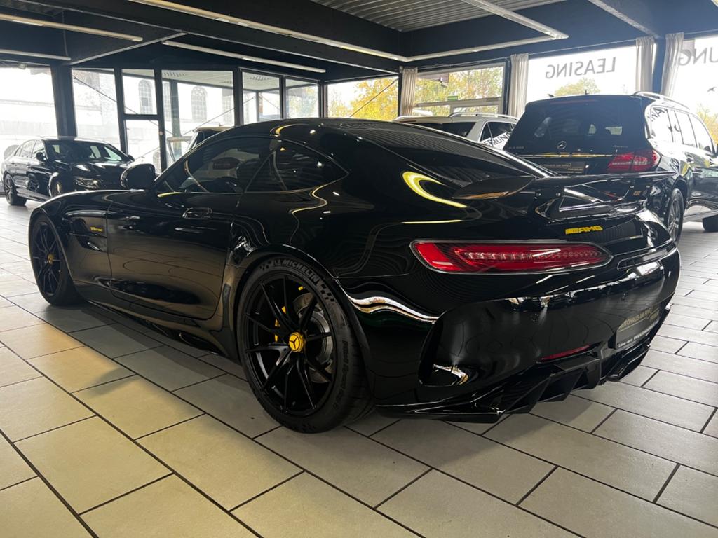 Mercedes-Benz AMG GT R