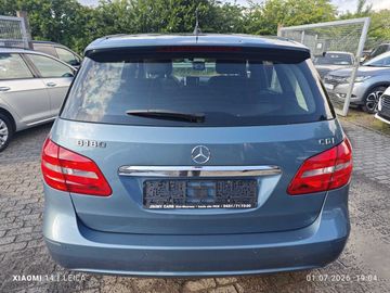 Mercedes B 180 - 4