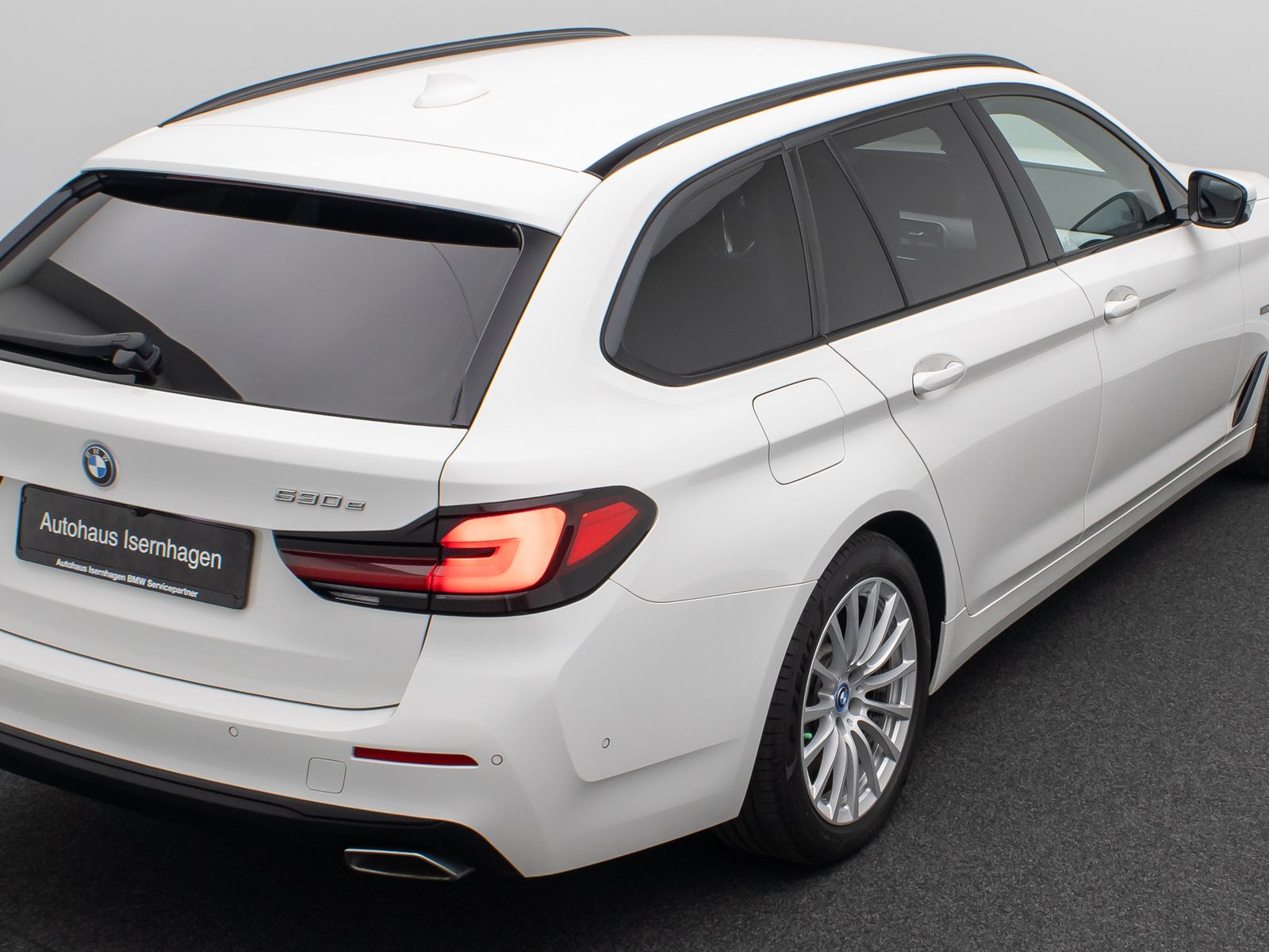 Fahrzeugabbildung BMW 530e 360°Laser HUD DAB HiFi Komfort Alarm Sport