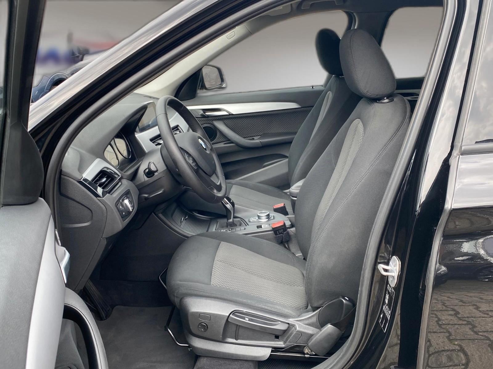 BMW X1 sDrive18i Aut. Advantage *Navi*PDC*SHZ*