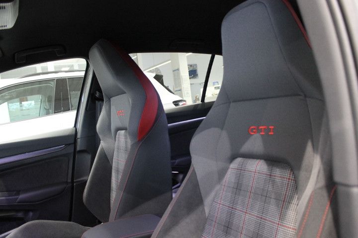 Volkswagen Golf - Bild 9