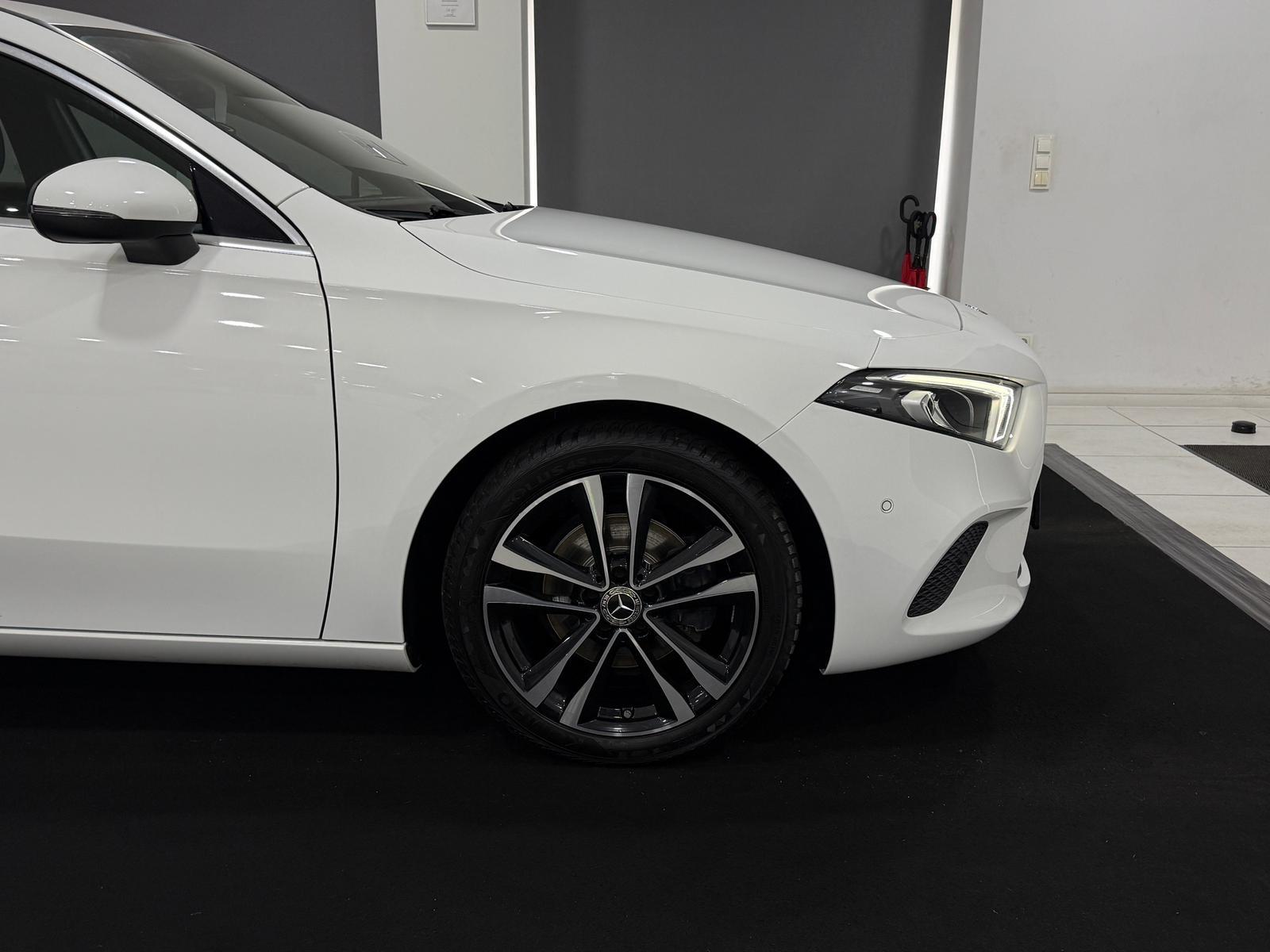 Mercedes-Benz A 180 7G Edition 19*WIDE*AMBIENTE*LED*LEDER*KAM*