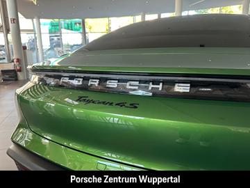2020 Porsche TAYCAN — миниатюра 11