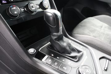 Volkswagen Tiguan - 11