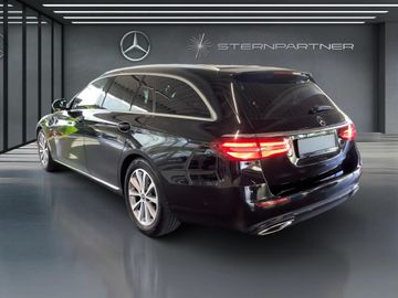 Mercedes E 220 - 9