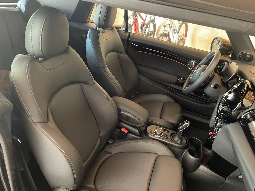 MINI John Cooper Works Cabrio