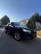 Audi Q2 35 TFSI S tronic S line S line - Audi Q2: Privatanbieter