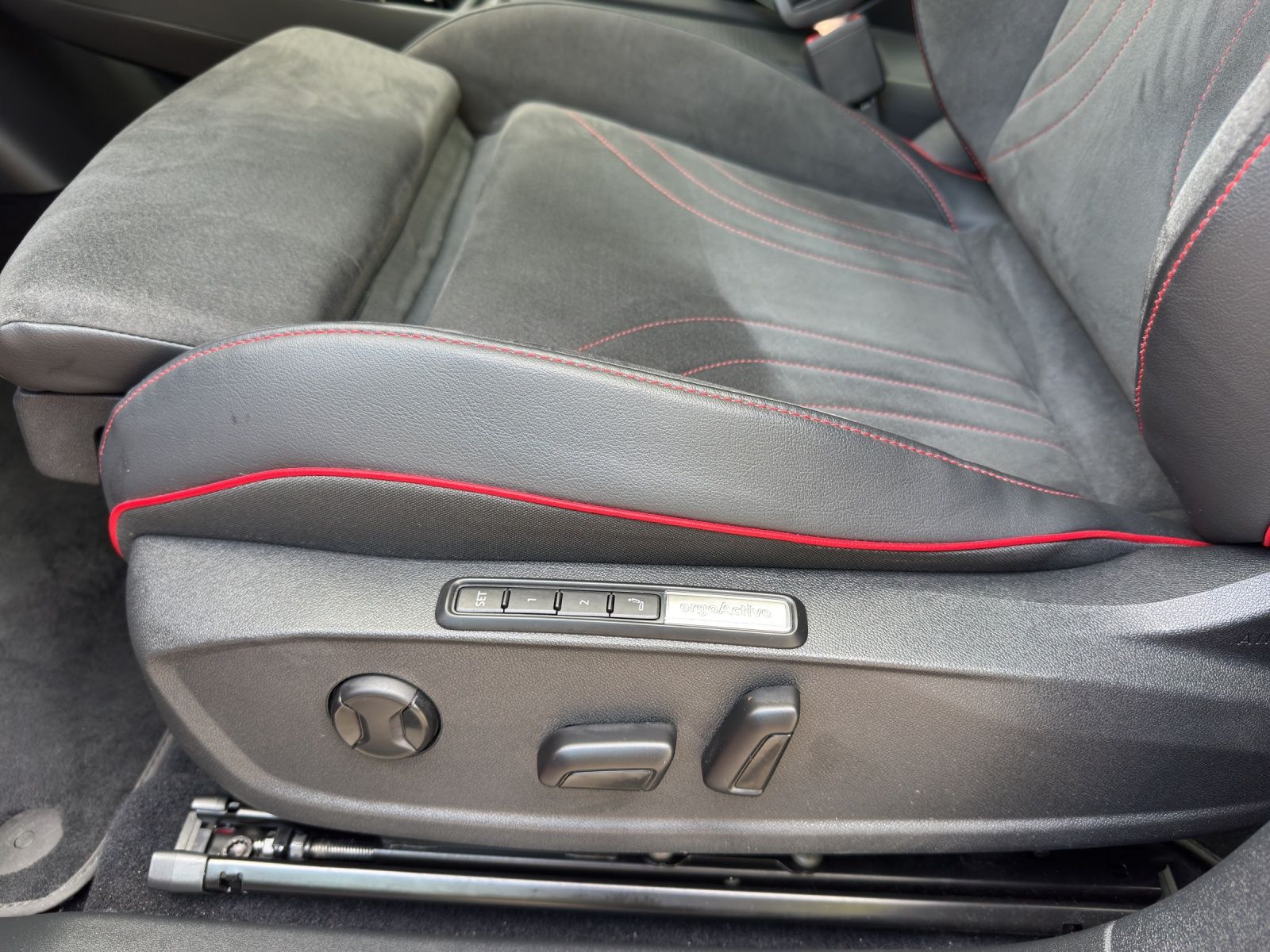 Volkswagen ID.5 GTX 4Motion mit Infotainment-Paket  HeadUp  foto 15