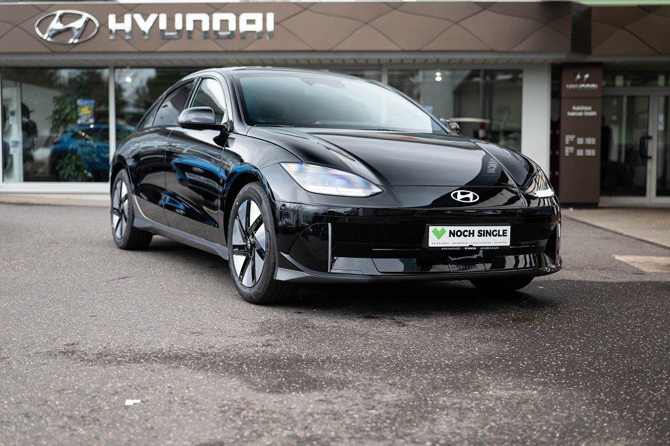 Fahrzeugabbildung Hyundai IONIQ 6 RWD 53kWh TECHNIQ Park-Paket, Bose Sitz-