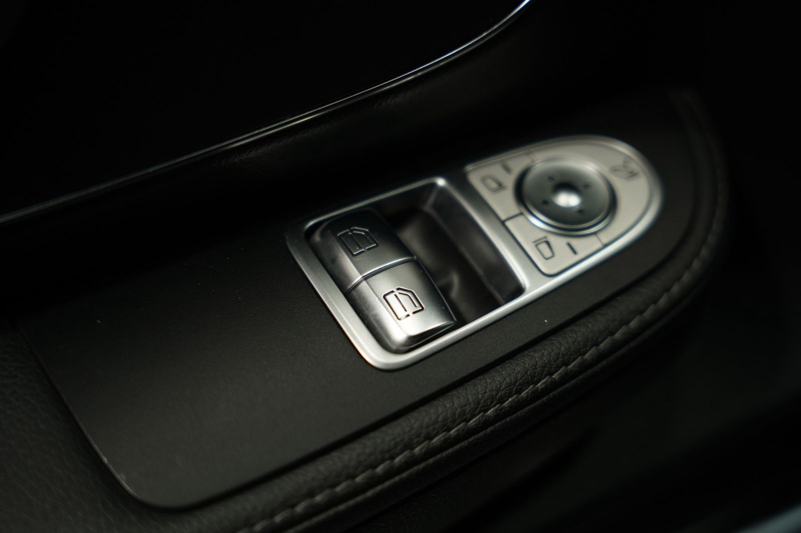 Mercedes Benz V 250
