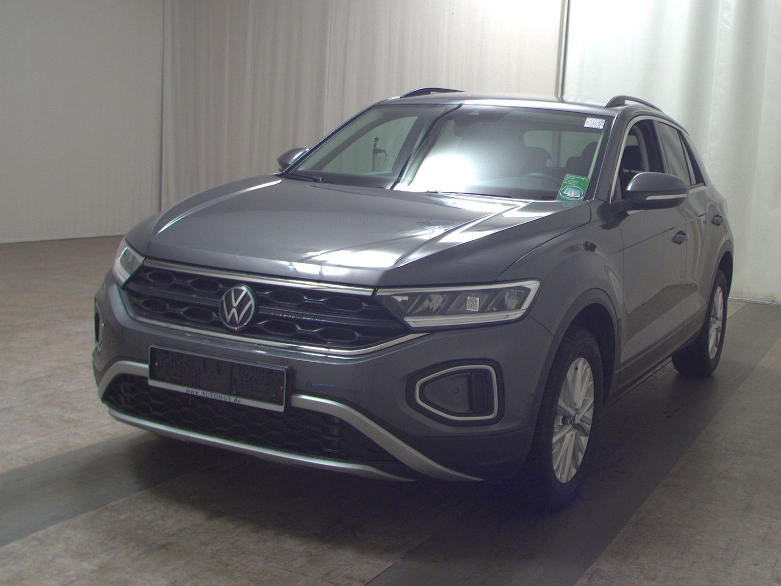 Volkswagen T-Roc 1.0 TSI Life LED DC PDC Shz foto 2