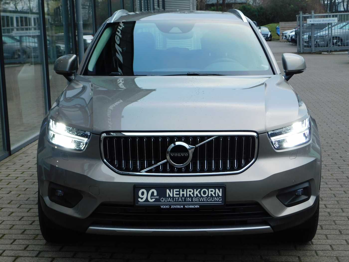 Fahrzeugabbildung Volvo XC40 Plug-In-Hybrid T4 Recharge Inscription Expr