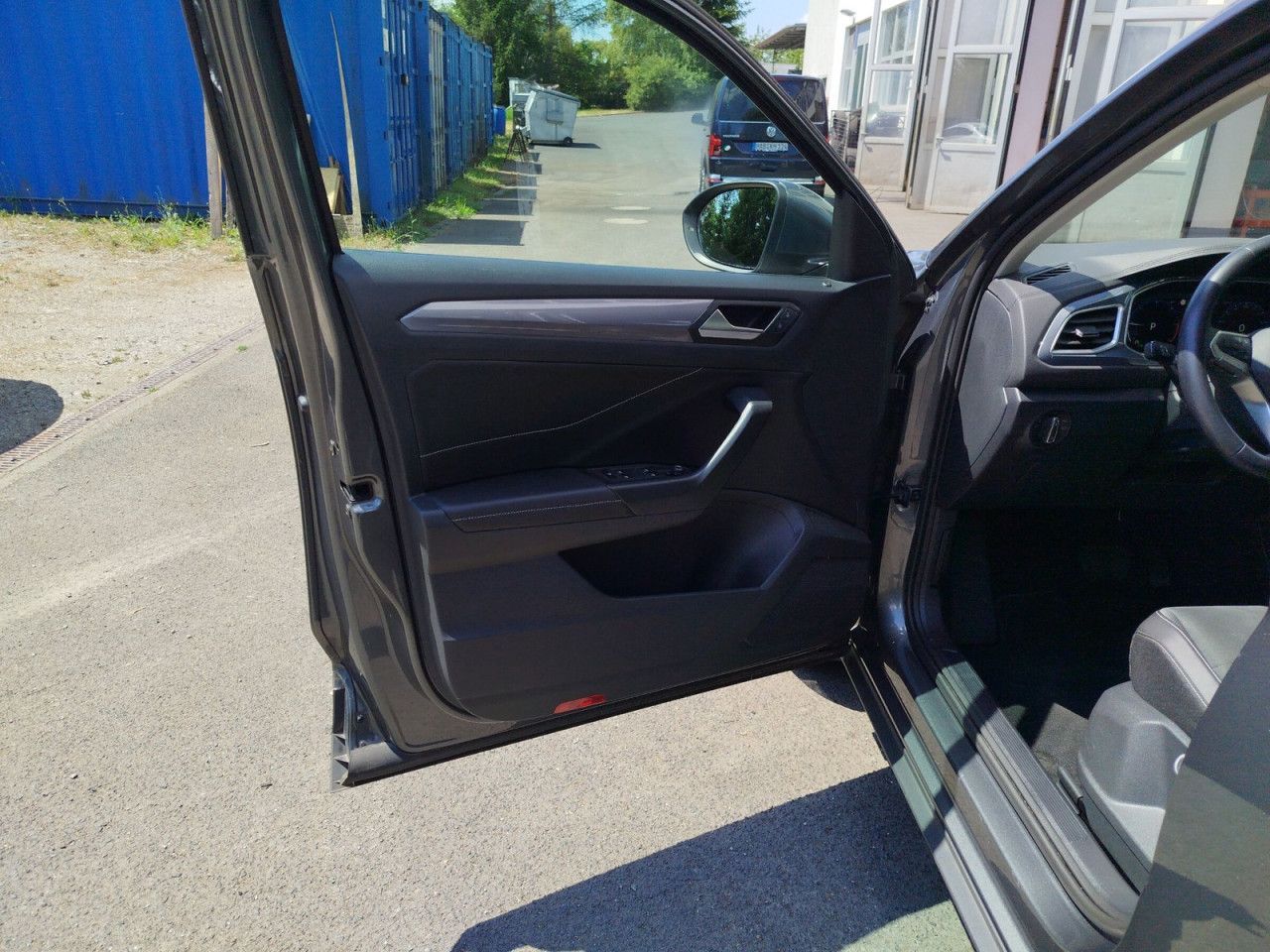 Fahrzeugabbildung Volkswagen T-Roc Style 2.0 TDI SCR 4MOTION 110 kW