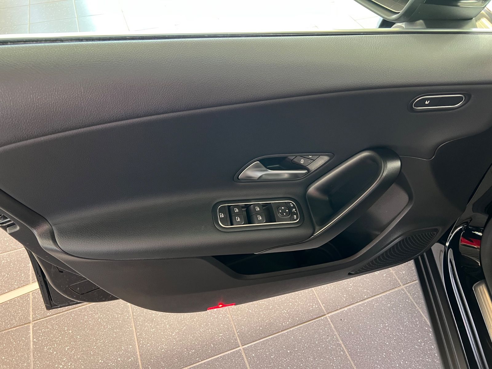 Mercedes-Benz A 180d Adcanced Paket - Direktlenkung - Navi foto 24