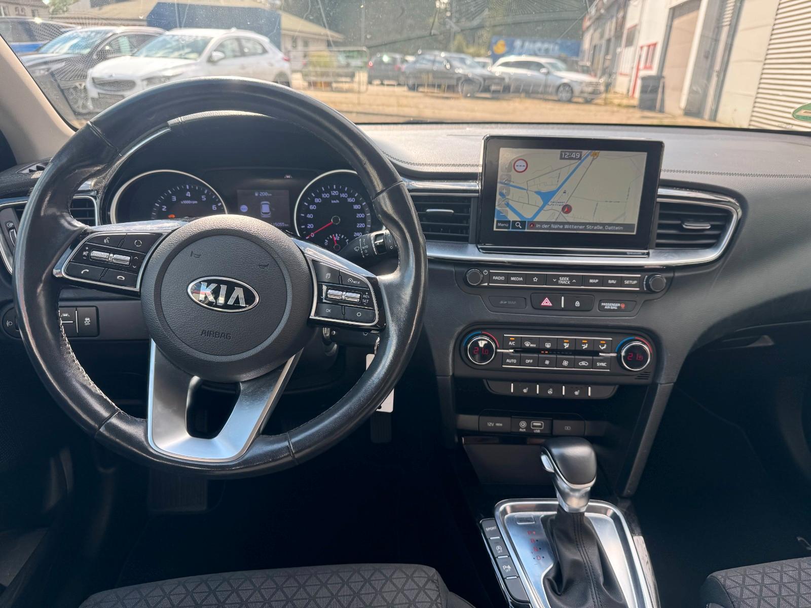 Kia Ceed 1.4 T-GDI DCT7 Vision *Navi*AWR*Garantie*