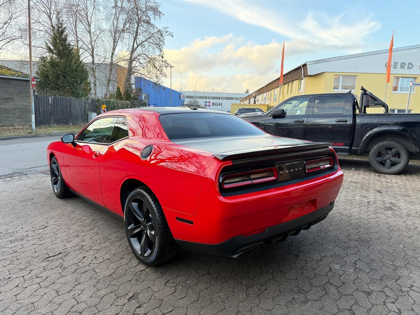 Dodge Challenger 5,7 V8*SRT KIT*LEDER*NAVI*KEYLESS*GARNTIE*SERVIC, миниатюра 26