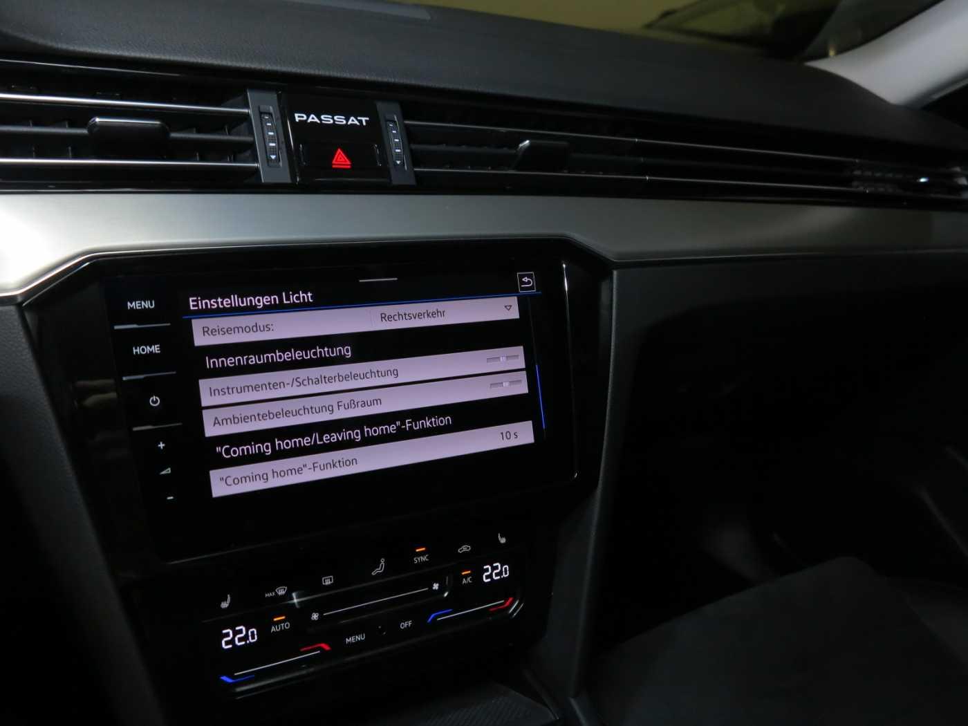 Volkswagen Passat Variant 2.0 TDI SCR DSG7 Elegance Navi