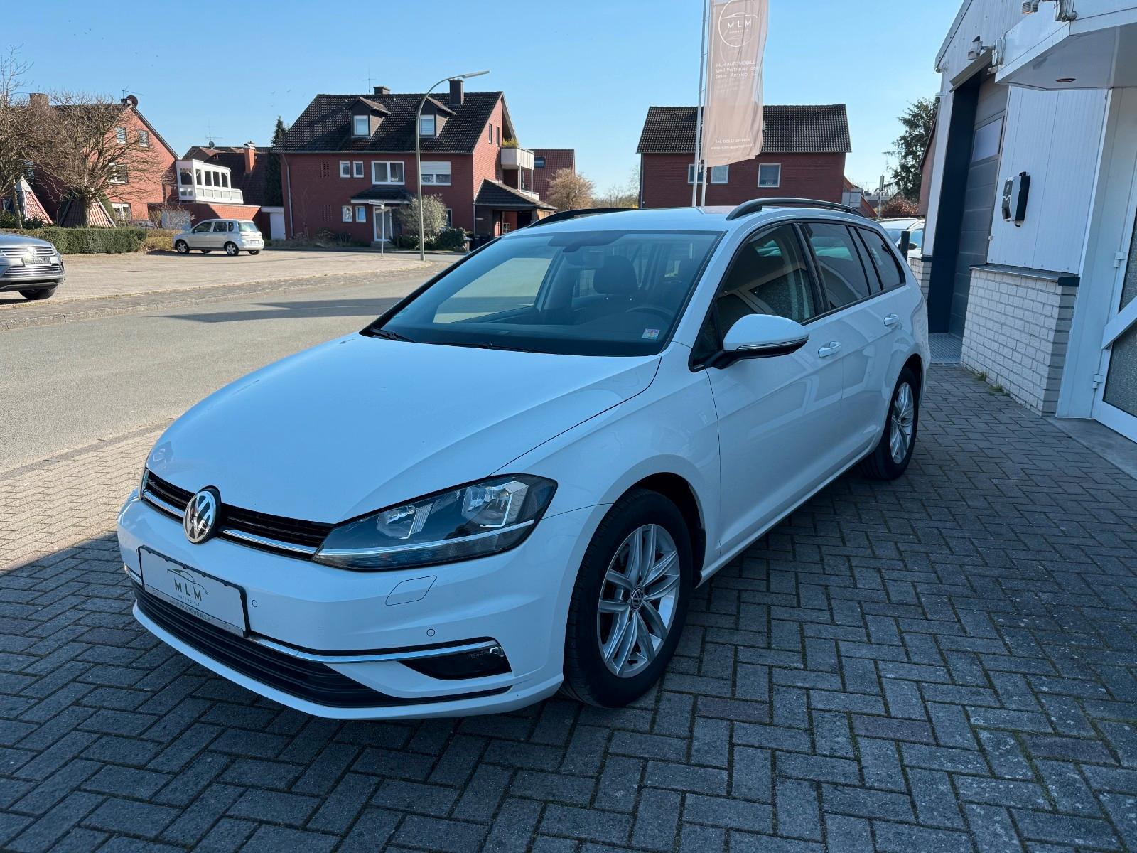 Volkswagen Golf VII Variant Comfortline Navi Kamera LED AHK