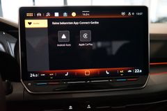 VW Golf 1.5 TSI Life | LED | ACC | Pano | 17" VW Golf 1.5 TSI Life | LED | ACC | Pano | 17"