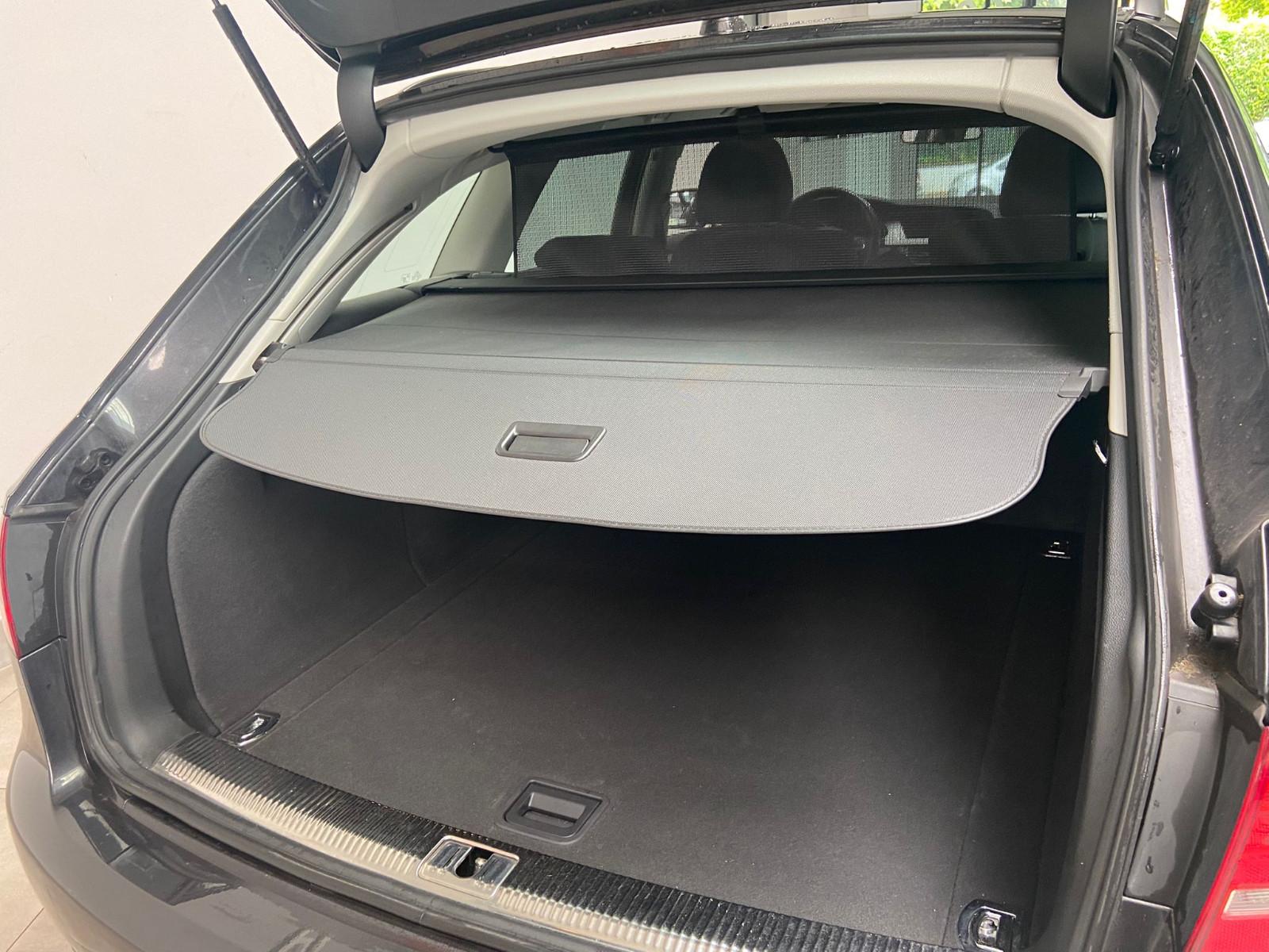 Audi A4 2010 — photo 6