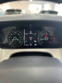 Land-Rover Range Rover Velar - 12