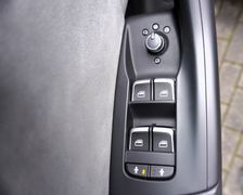 Fahrzeugabbildung Audi Q3 basis Navi Klima Tempomat SHZ PDC AHK
