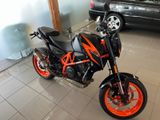 KTM 690 Duke R - KTM DUKE 690 R