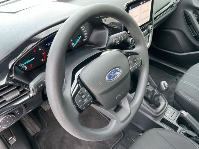 Fahrzeugabbildung Ford Fiesta 1.1 Cool & Connect Tempomat, Klimaanlage