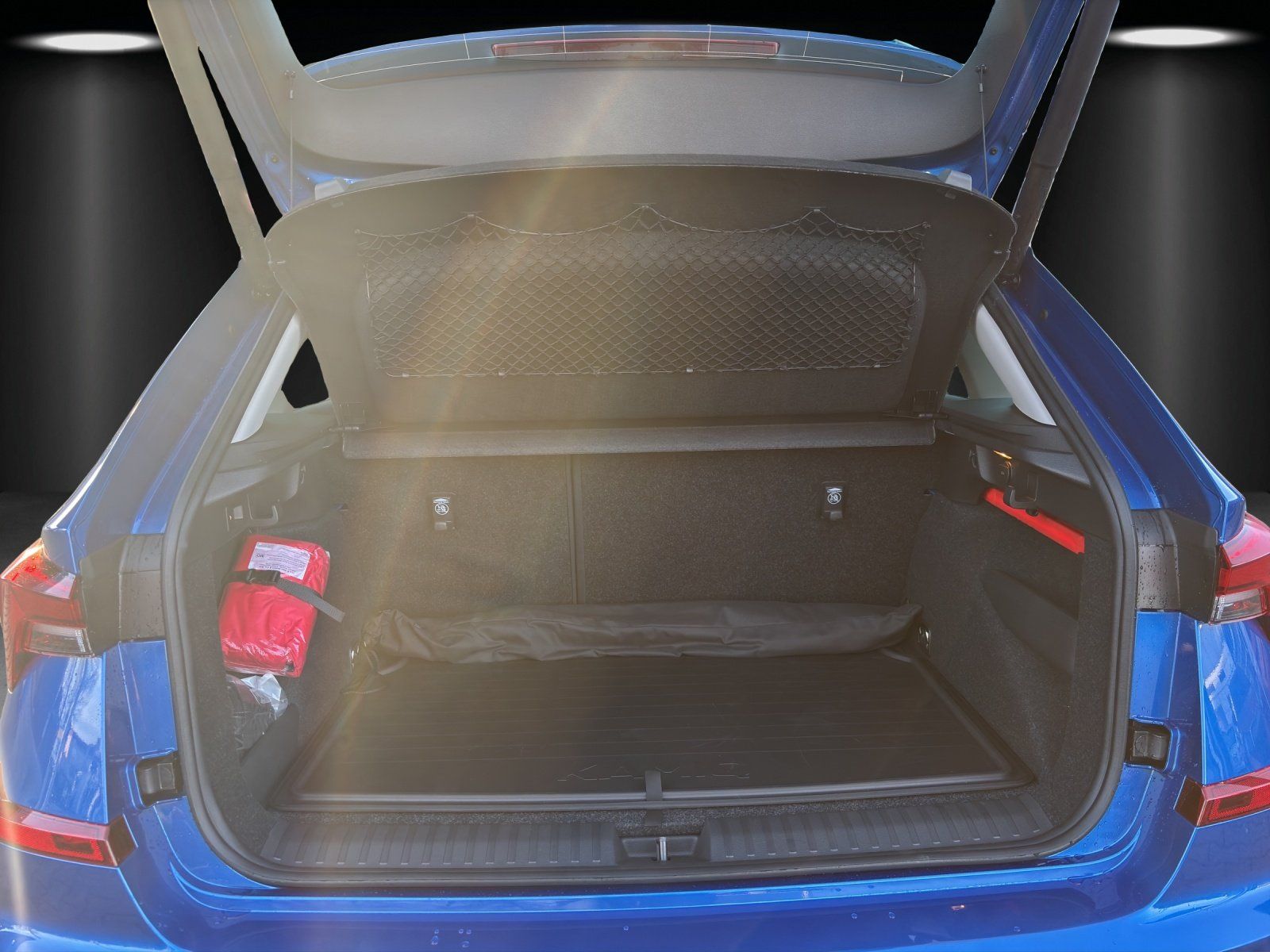 Fahrzeugabbildung SKODA Kamiq Tour 1,0 TSI 85 kW DSG