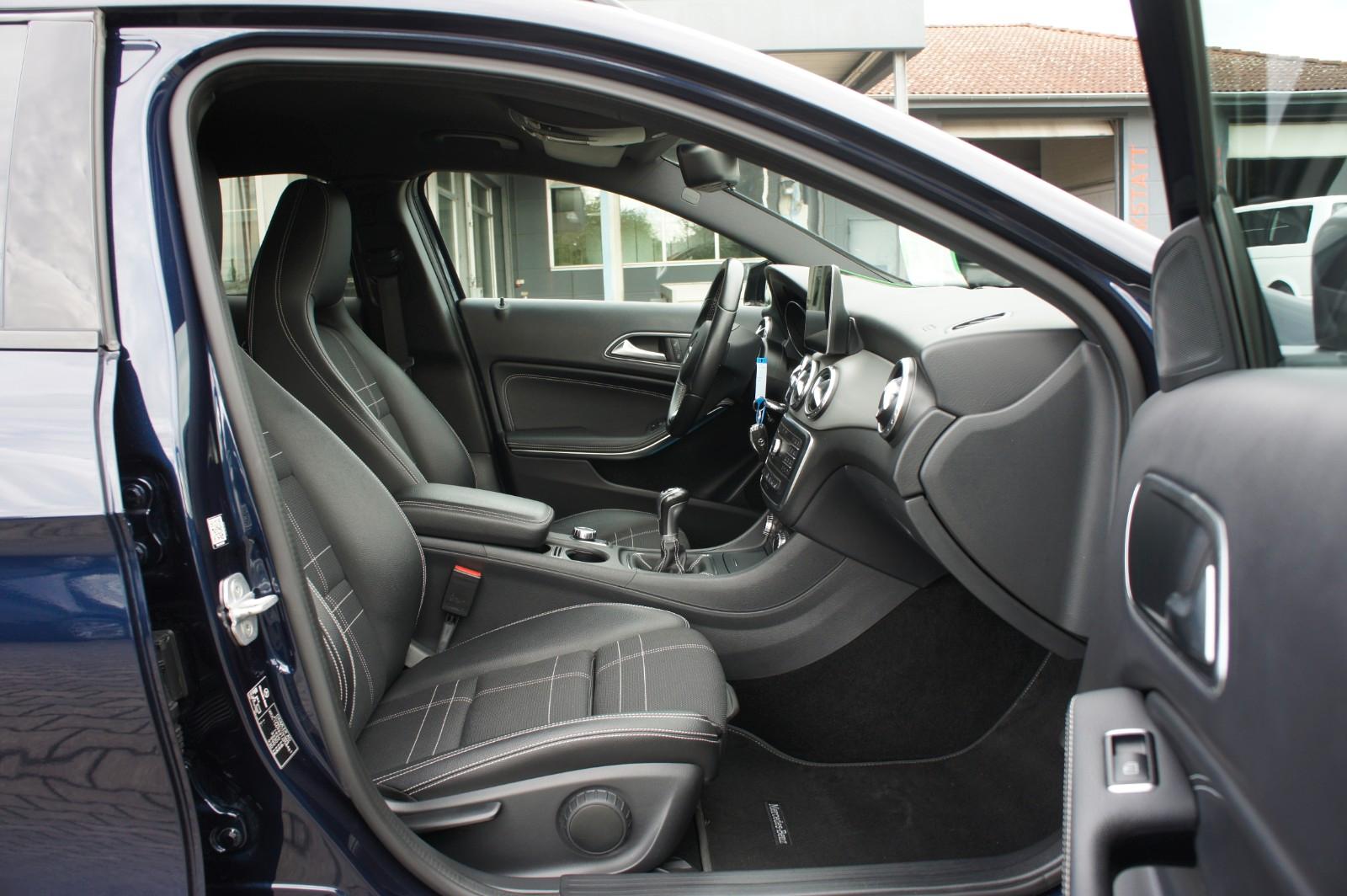 Mercedes-Benz GLA 200 Urban *BI-XENON*NAVI*KLIMA*PDC*SHZ*