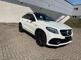 Mercedes-Benz GLE 63 AMG Vollausstattung - Mercedes-Benz GLE 63 AMG: Sportwagen